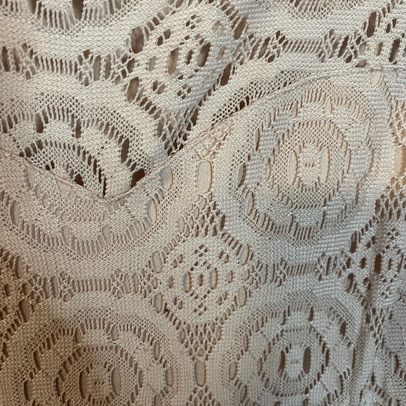 An Enfocus Studio lace dress in size 12 - Picture 3 of 7